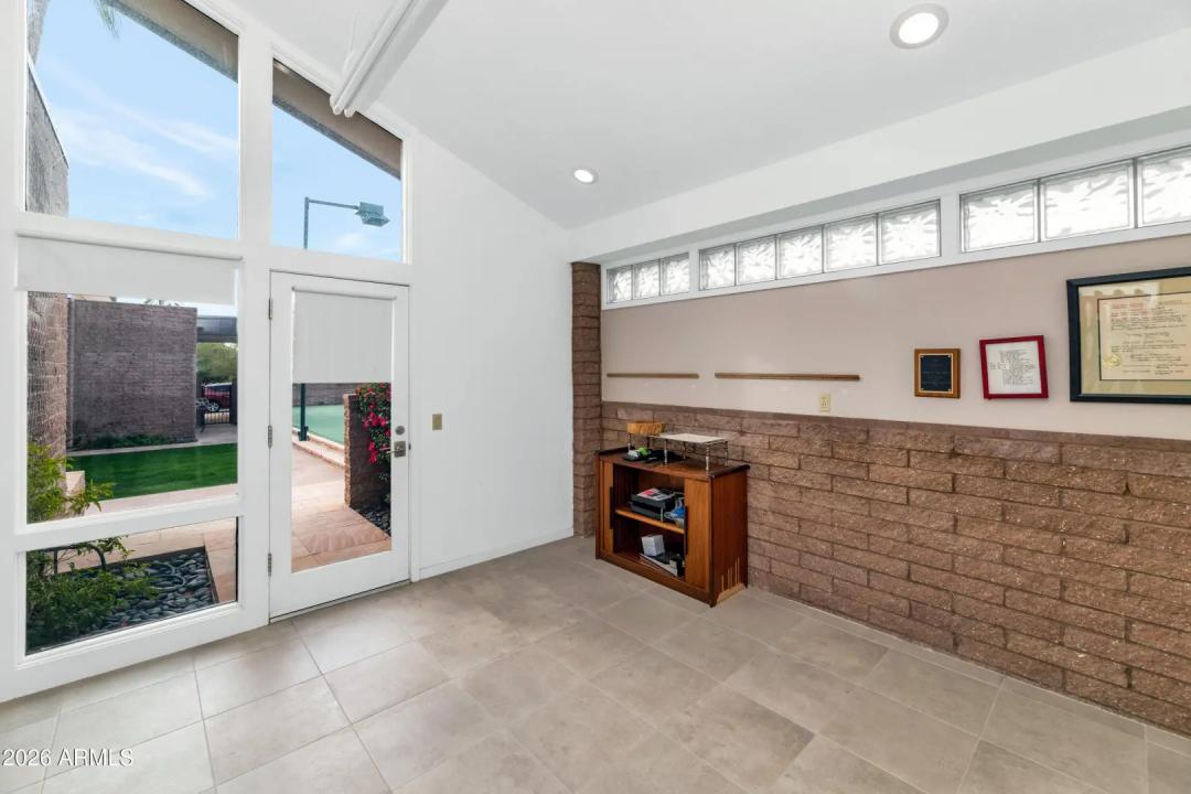 Real Estate Picture 39