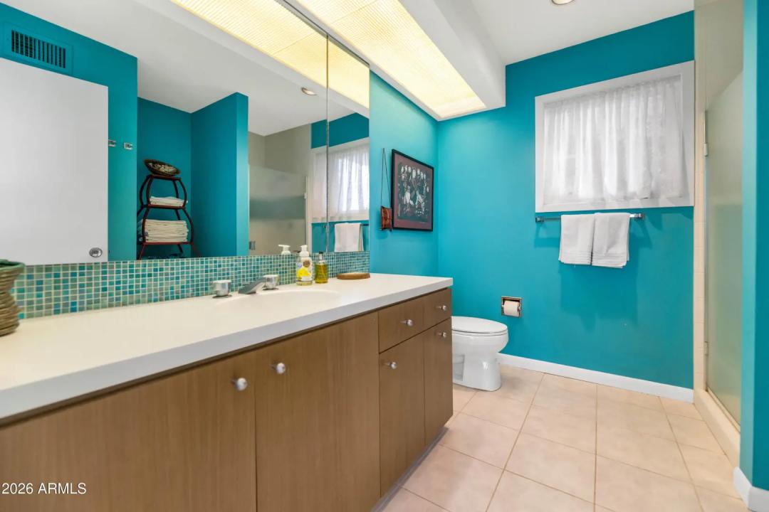 Real Estate Picture 37