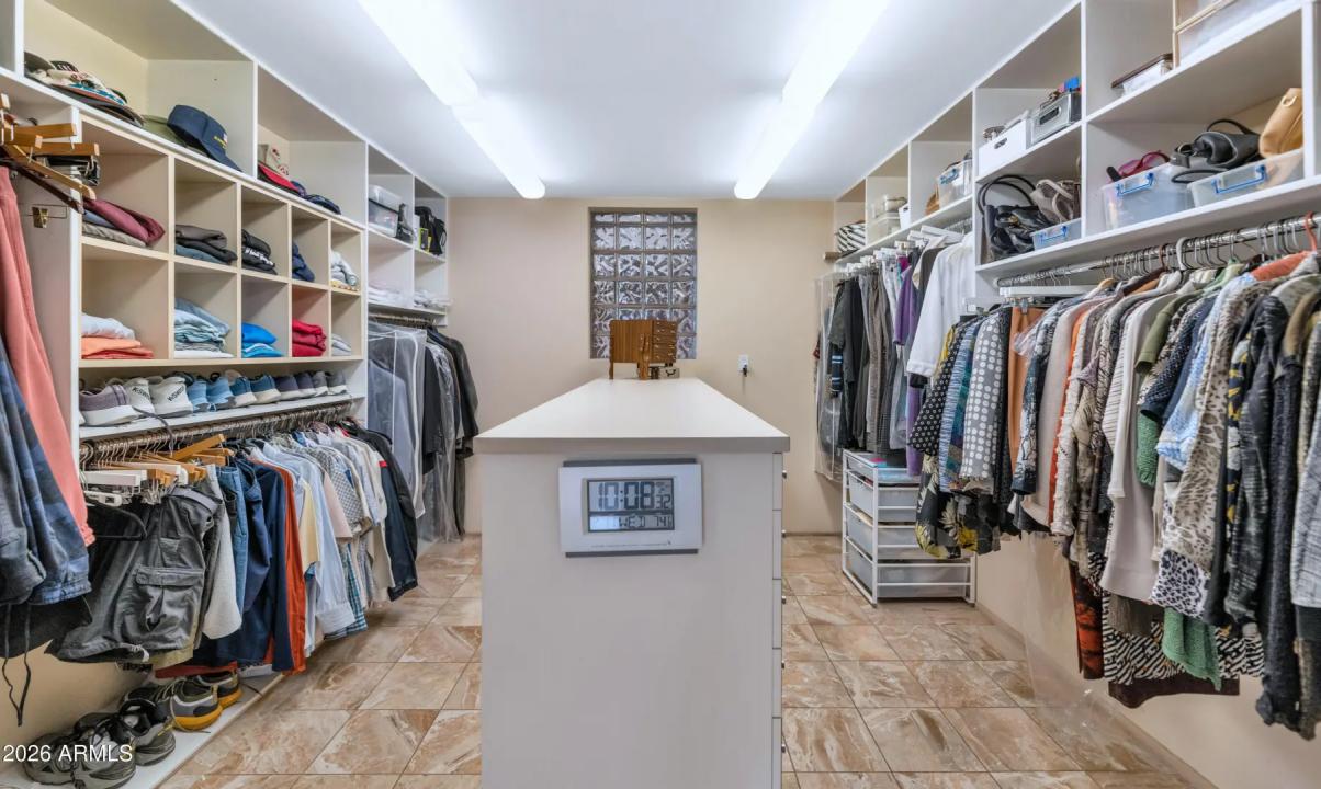 Real Estate Picture 23