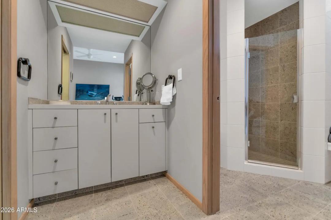 Real Estate Picture 27