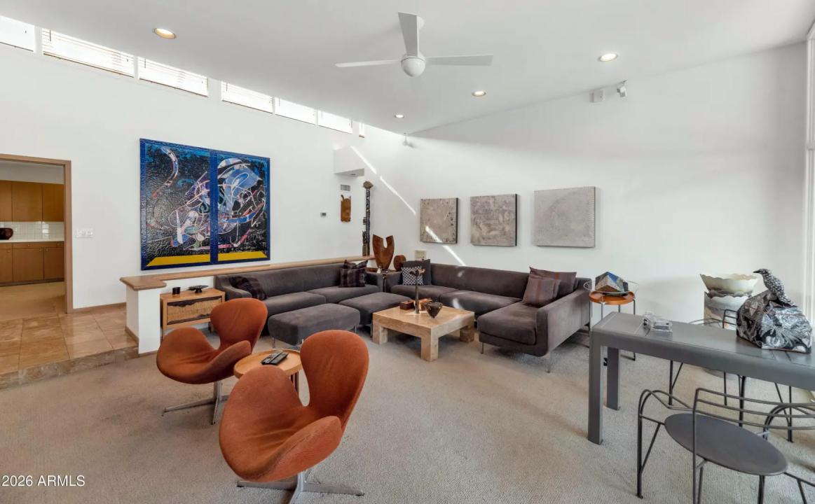 Real Estate Picture 18