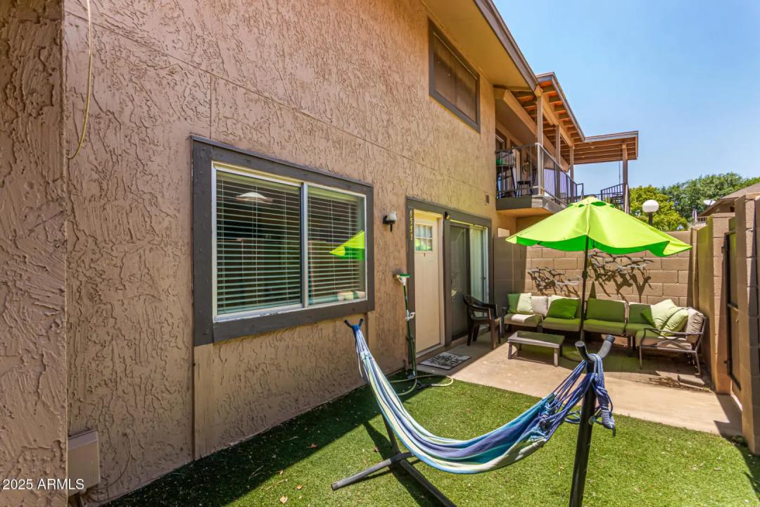 Real Estate Picture 21