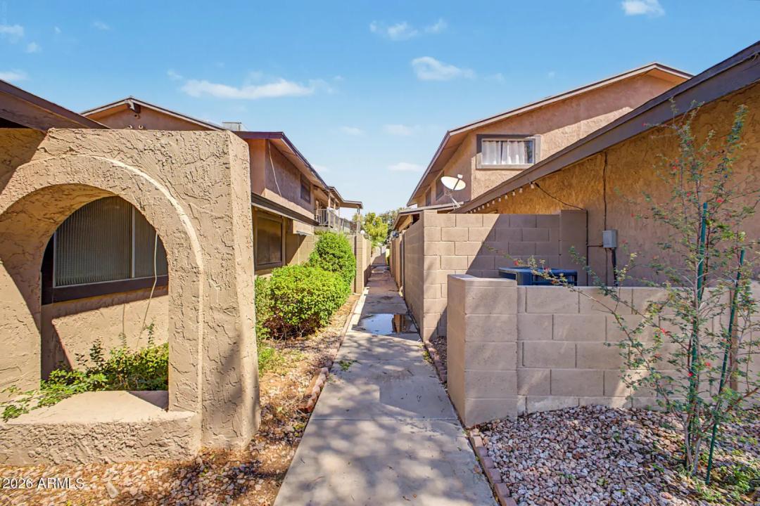Real Estate Picture 2