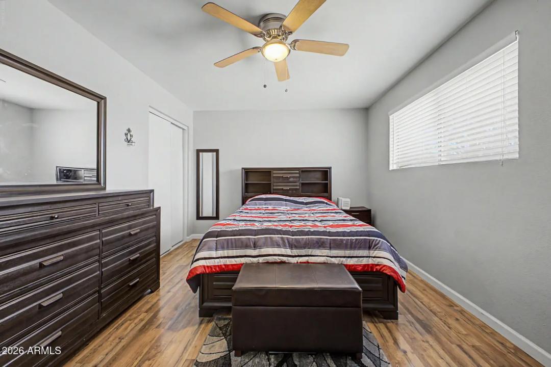Real Estate Picture 20