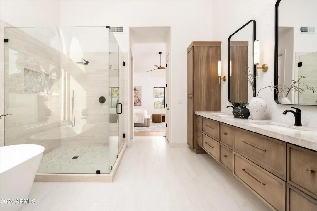 Real Estate Picture 31