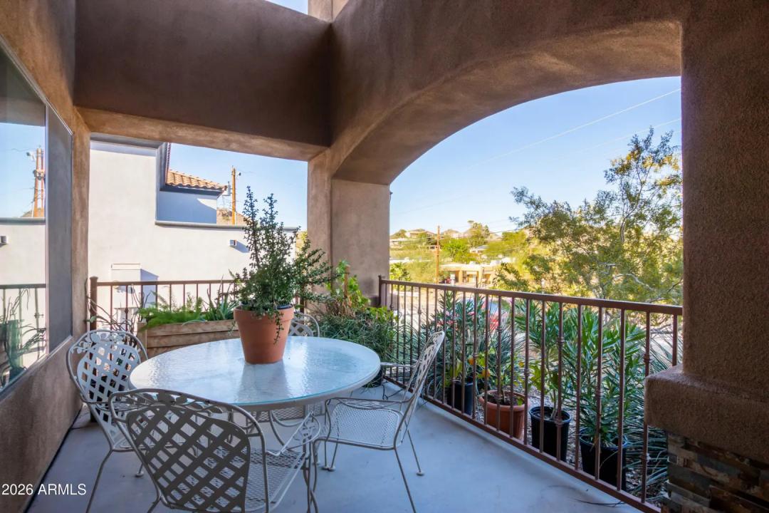 Real Estate Picture 26