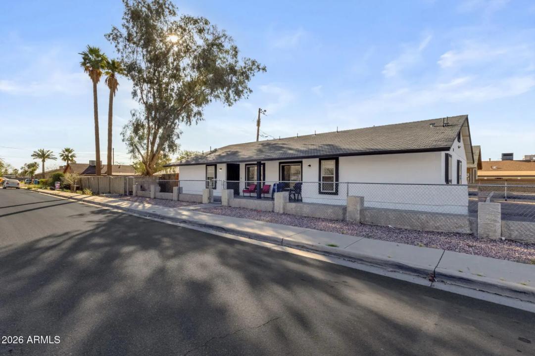 Real Estate Picture 1