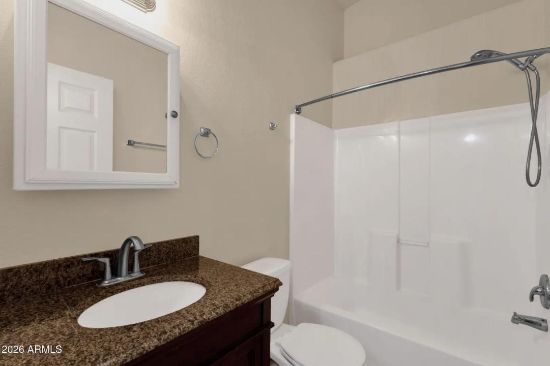 Real Estate Picture 20