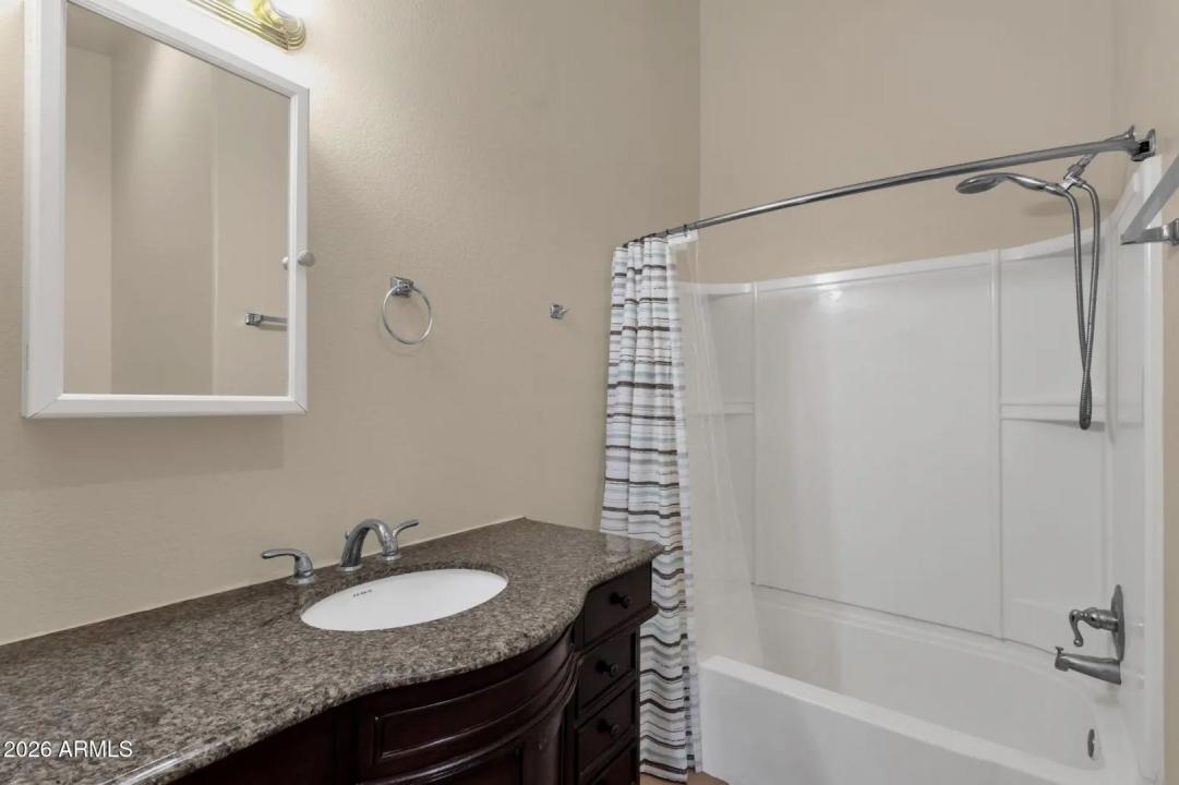 Real Estate Picture 26