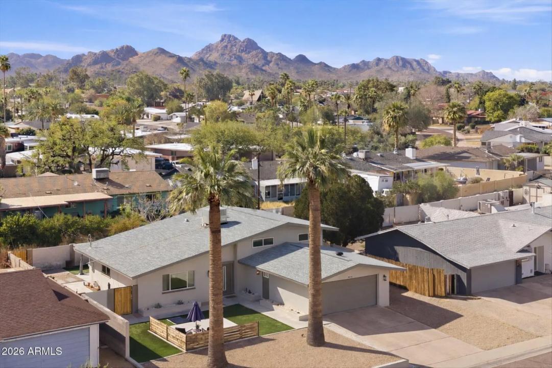 Real Estate Picture 1