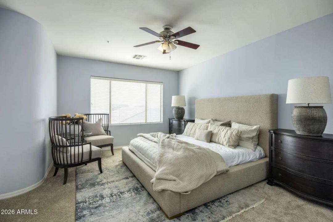 Real Estate Picture 5