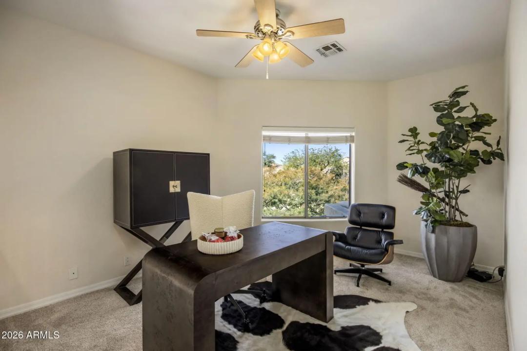 Real Estate Picture 10