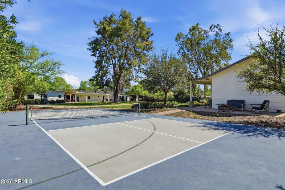 Real Estate Picture 21