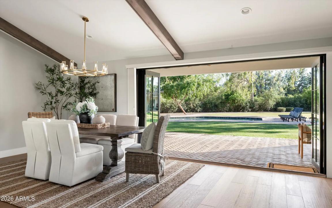 Real Estate Picture 16