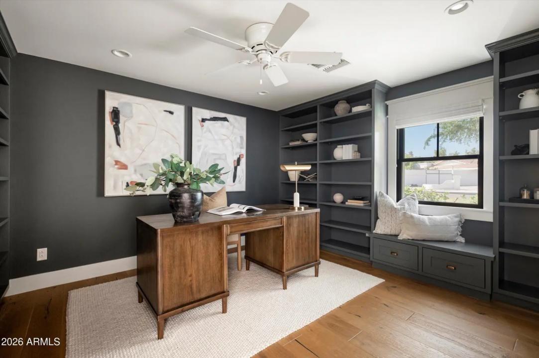 Real Estate Picture 19