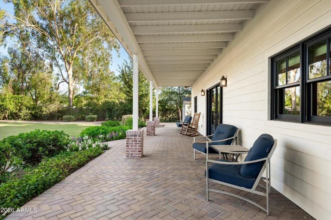 Real Estate Picture 29