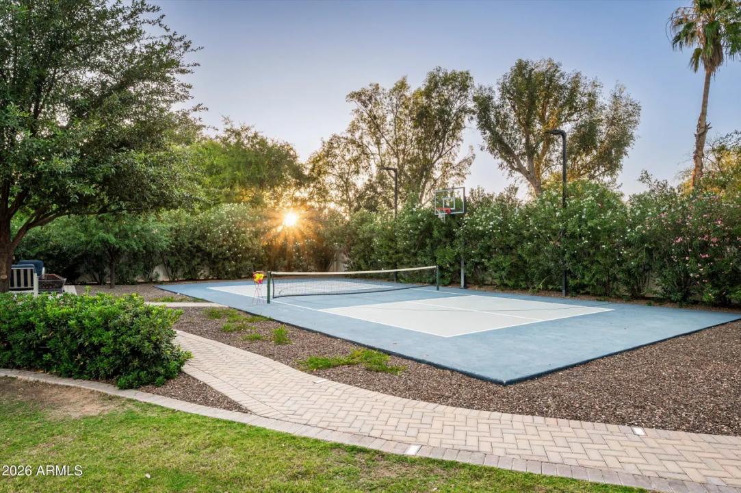 Real Estate Picture 38
