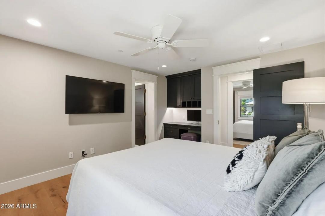 Real Estate Picture 29