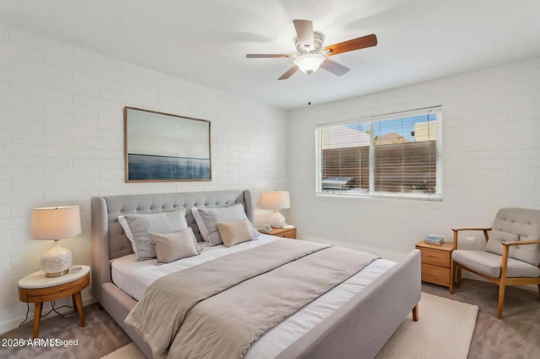 Real Estate Picture 13