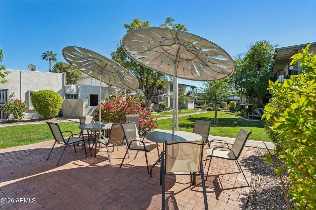 Real Estate Picture 27