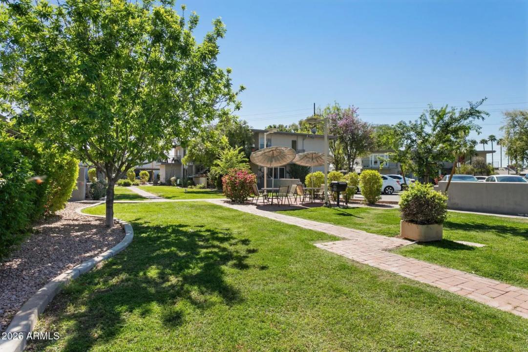 Real Estate Picture 29