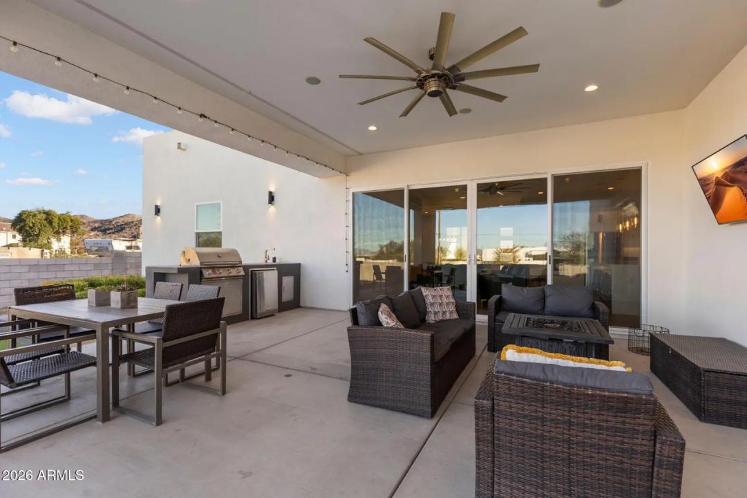 Real Estate Picture 42