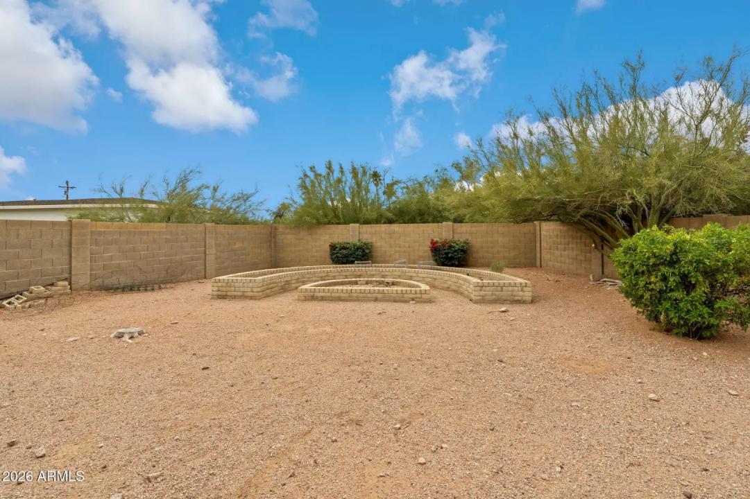 Real Estate Picture 28