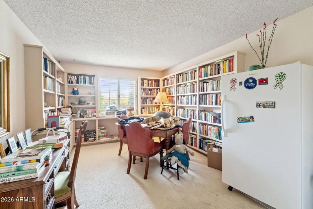 Real Estate Picture 42