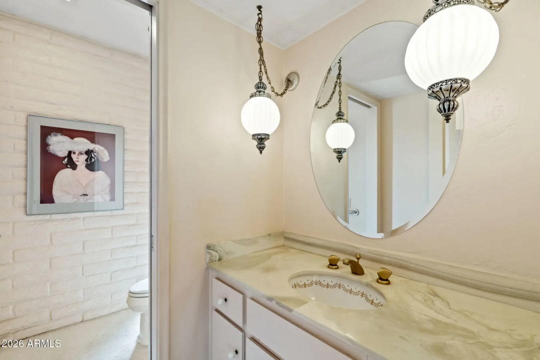 Real Estate Picture 45