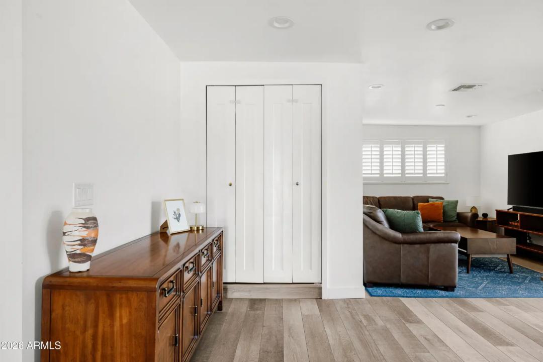 Real Estate Picture 27