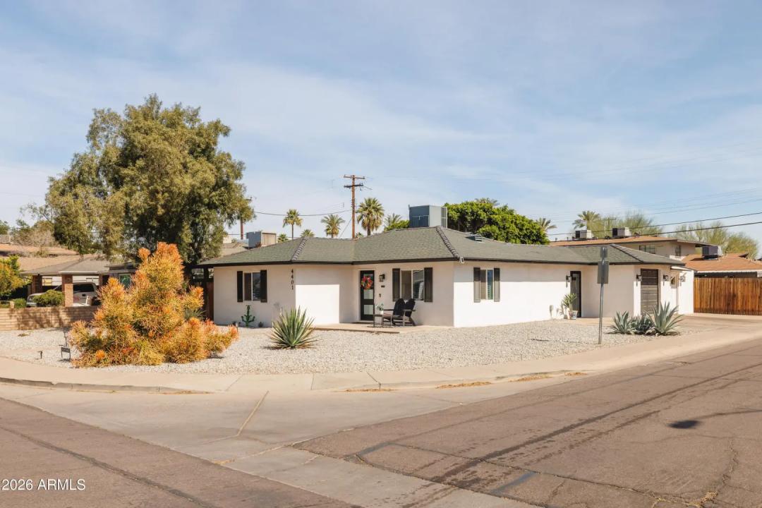 Real Estate Picture 1