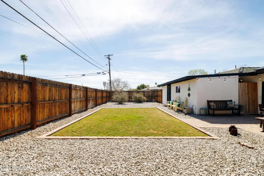 Real Estate Picture 30