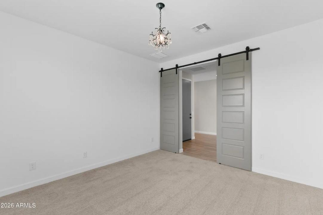 Real Estate Picture 13