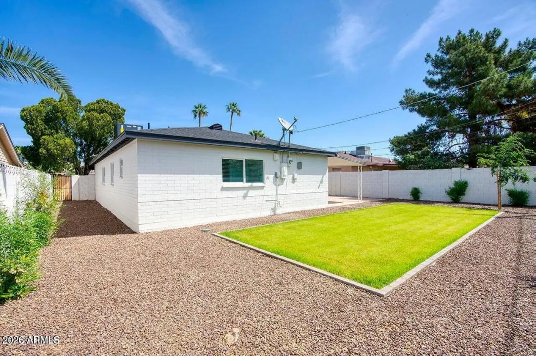 Real Estate Picture 37