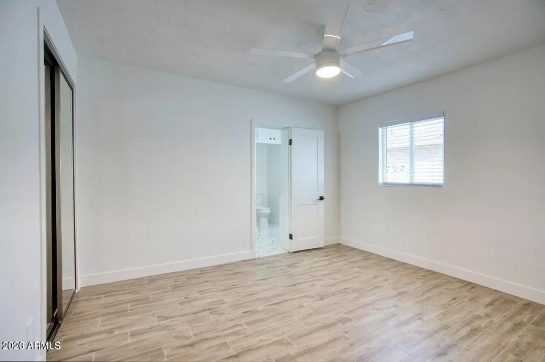 Real Estate Picture 28