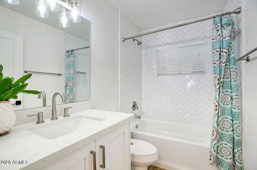 Real Estate Picture 31