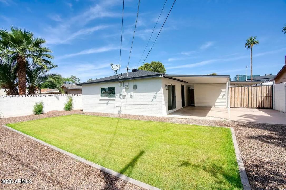 Real Estate Picture 33