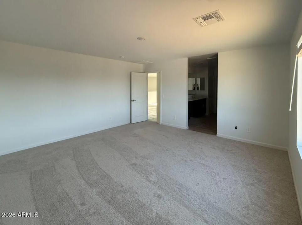 Real Estate Picture 15
