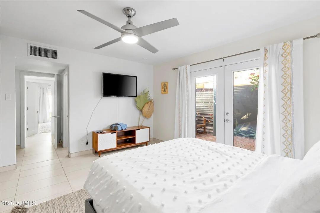 Real Estate Picture 14