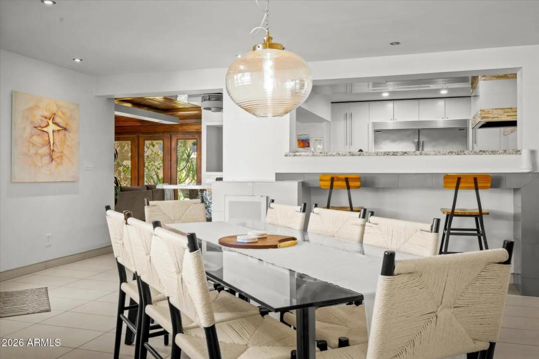 Real Estate Picture 12