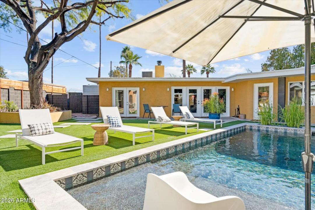 Real Estate Picture 34