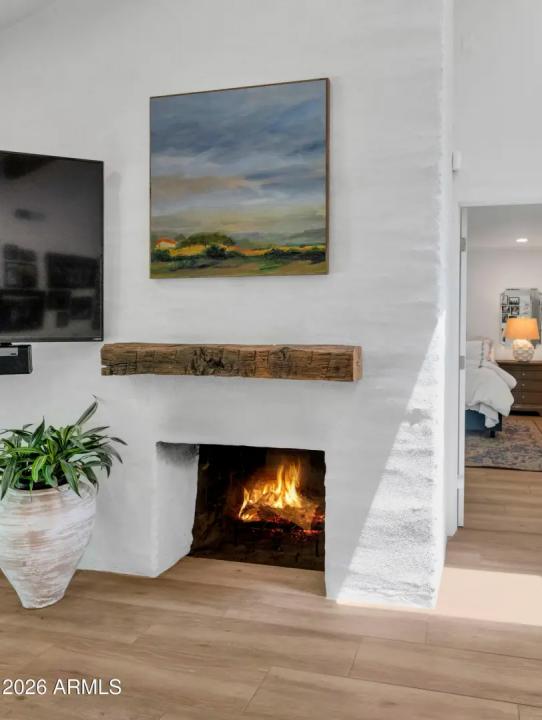 Real Estate Picture 11