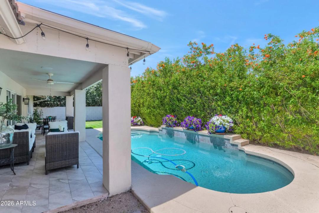 Real Estate Picture 29