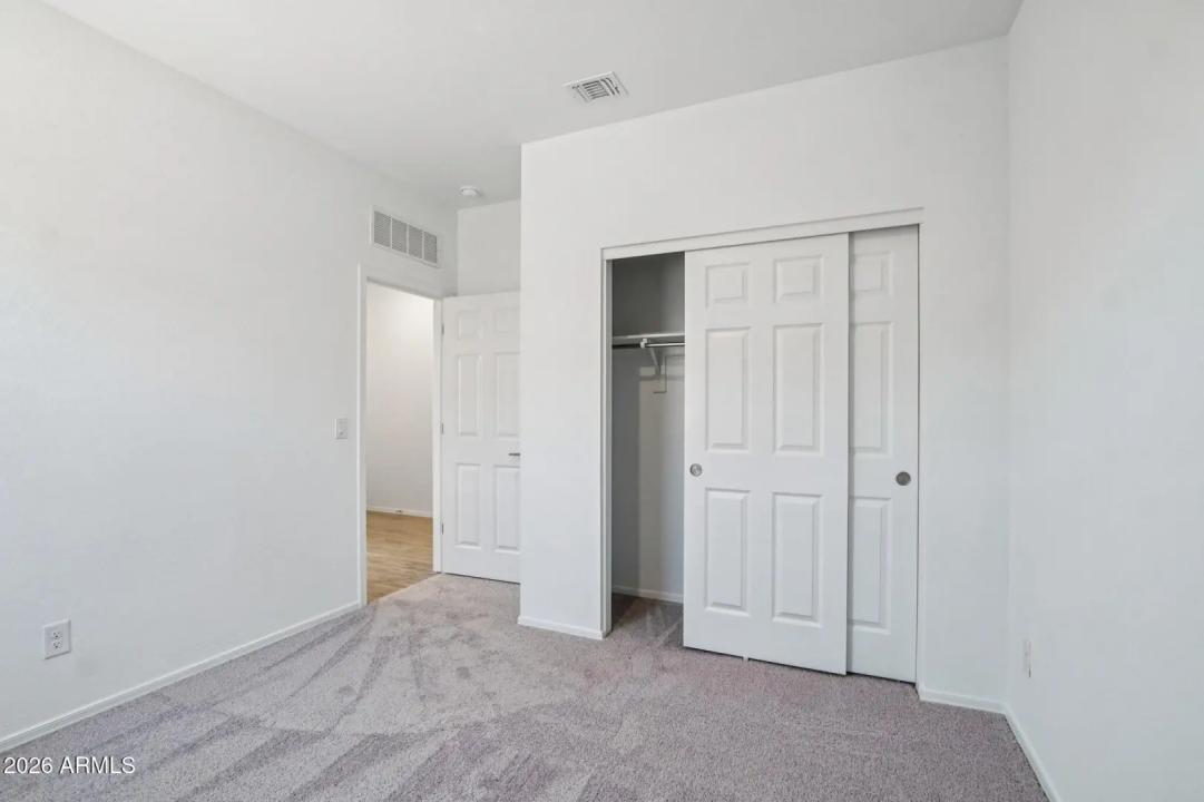 Real Estate Picture 20