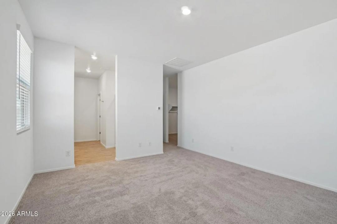 Real Estate Picture 27