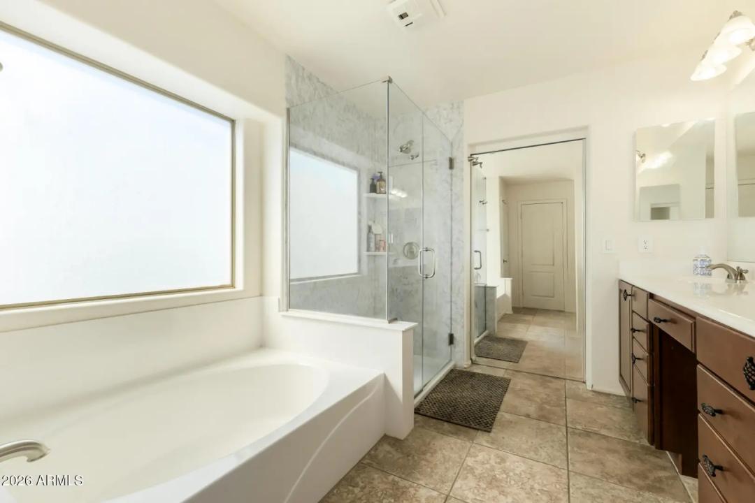 Real Estate Picture 28