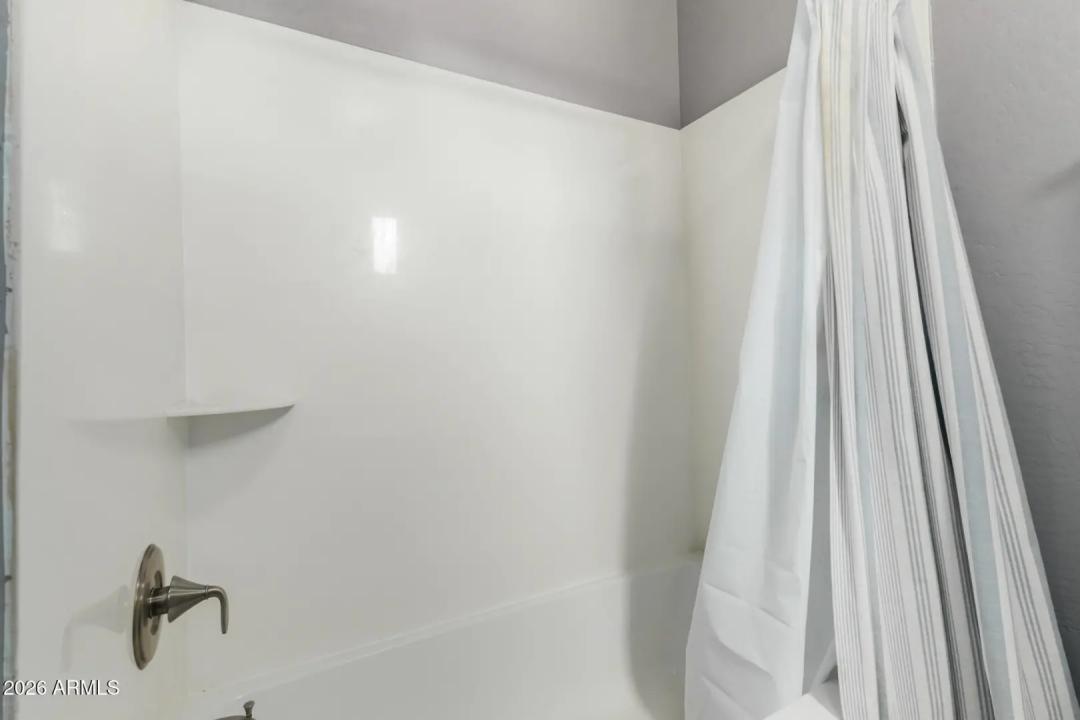 Real Estate Picture 34