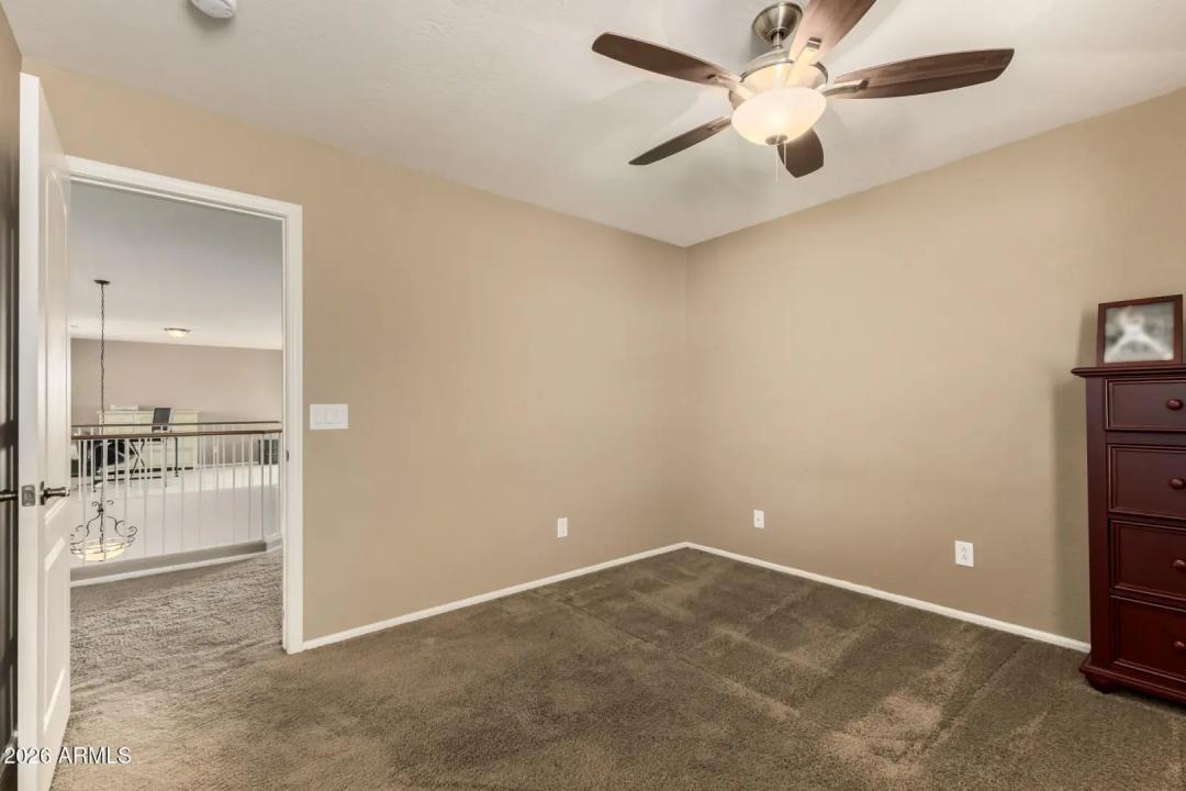 Real Estate Picture 37