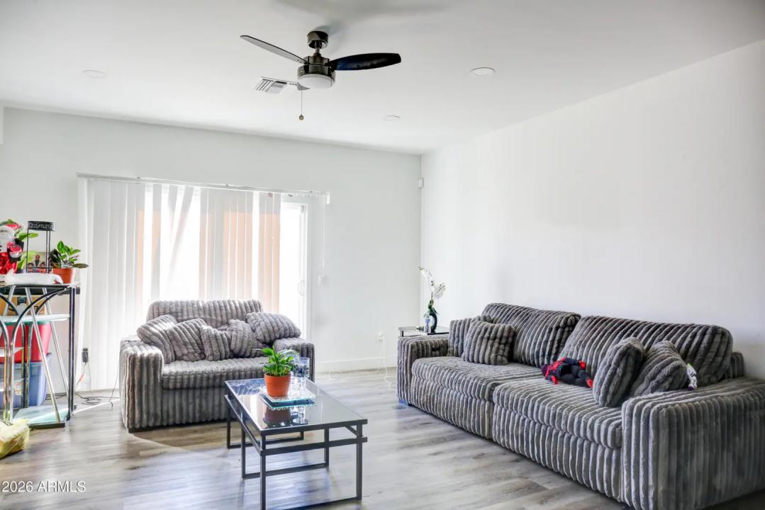 Real Estate Picture 1