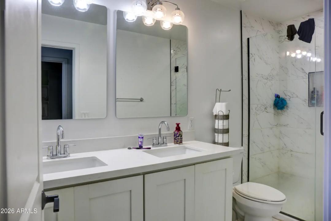 Real Estate Picture 13